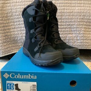 Columbia Women's Black & Gray Ice Maiden II Snow Boot